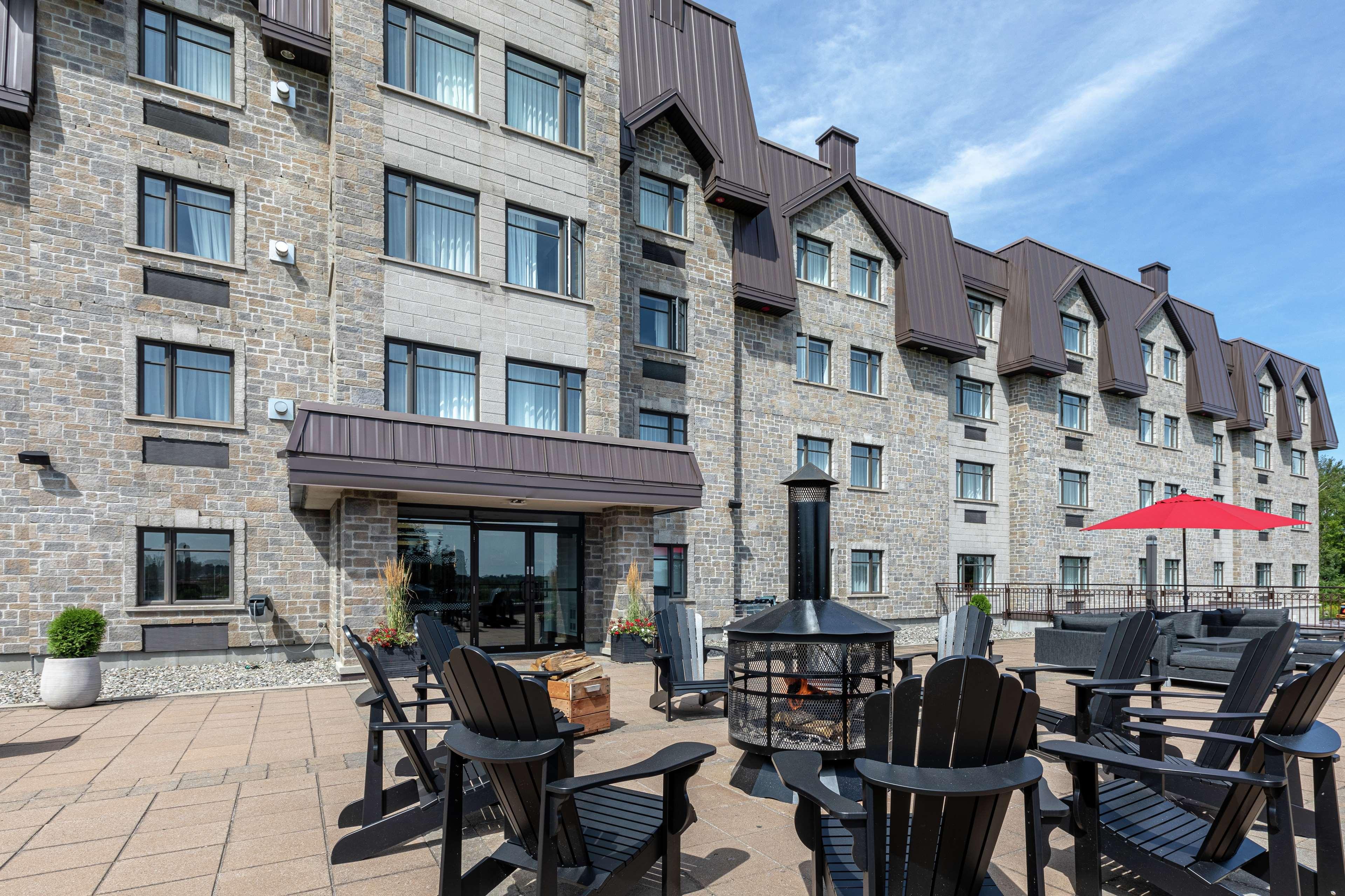 Doubletree By Hilton Quebec Resort Екстериор снимка